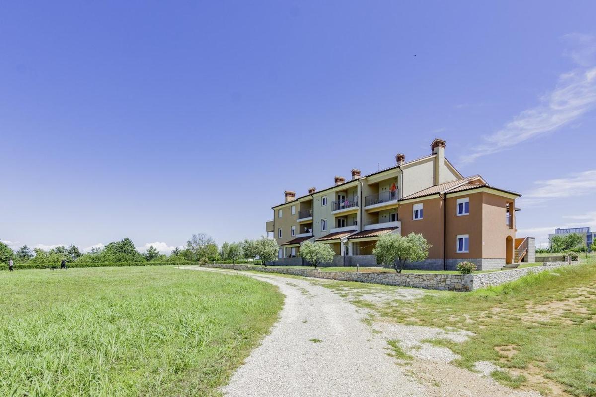 Apartments Monte Rosso Savudrija Exterior foto
